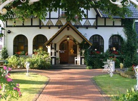 Hotel Kastanienhof Bad Münder am Deister Exterior foto