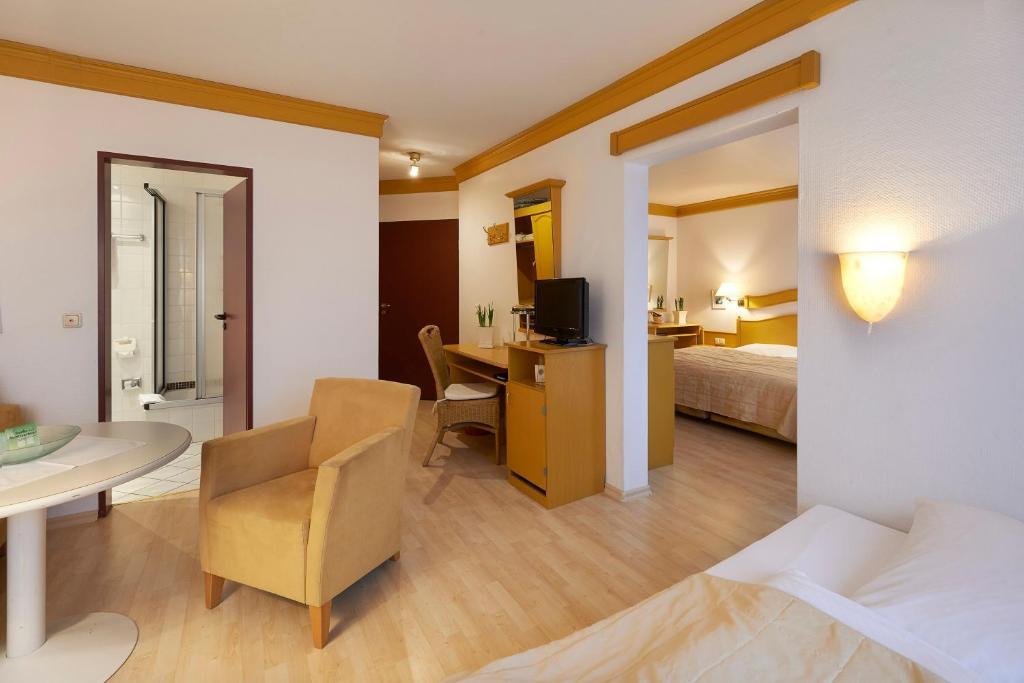 Hotel Kastanienhof Bad Münder am Deister Quarto foto
